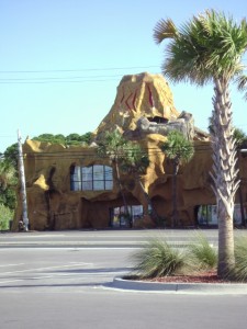 Alvin's Island Magic Mountain Store (2013). Courtesy of Tim Hollis.