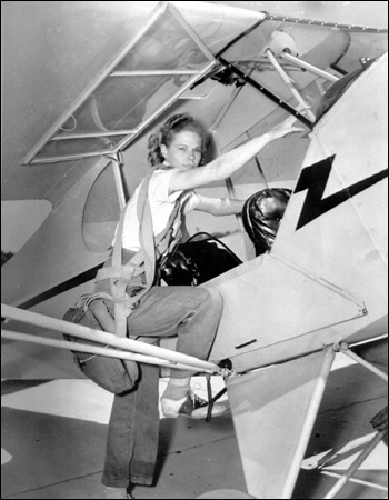 Student pilot Jean McRae of Homosassa: Tallahassee, Florida (1940)