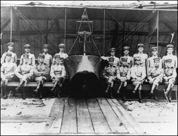 First aviator class at the Naval Air Station: Pensacola, Florida (1915)