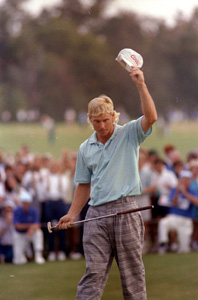 Bill Glasson acknowledges applause : Tallahassee, Florida (1988)