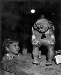 Pre-Columbian figurine on display at the Fort Walton Indian Temple Mound Museum (1974)