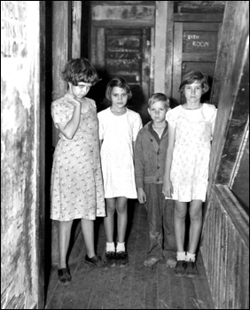 Children of citrus workers: Winter Haven, Florida (1937)