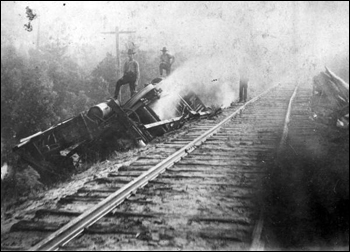 Train derailment: Cedar Key Region, Florida (ca. 1908)