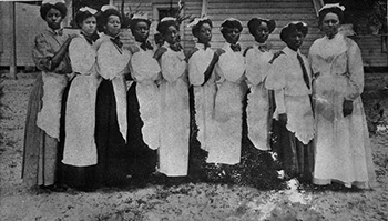 Cooking class at the Daytona Normal and Industrial School (1910 or 1911)