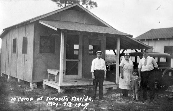 The Miller family of Toledo, Ohio at a tourist camp in Sarasota (1929).