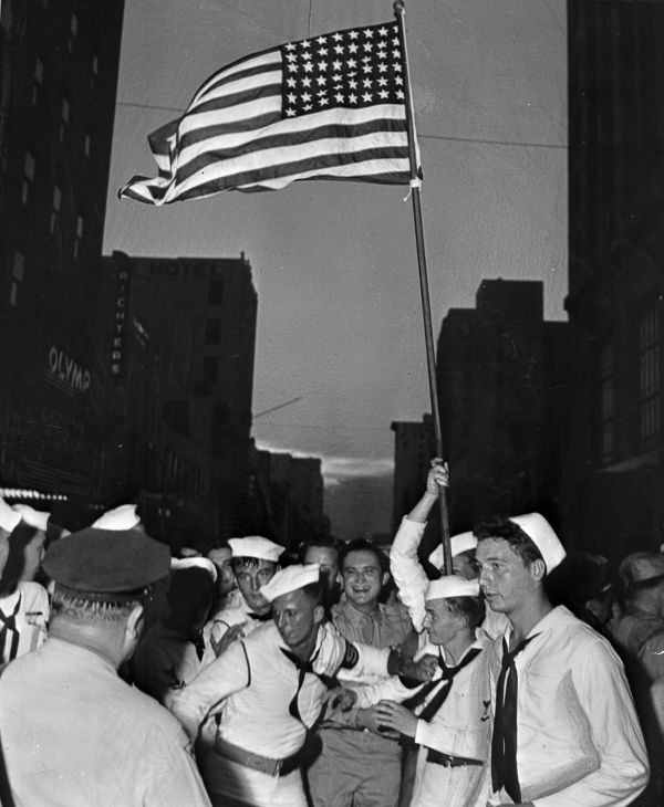 Navy sailors celebrating V-J Day in Miami