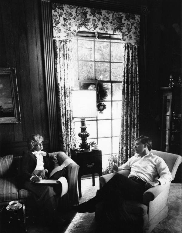 Barbara Frye interviewing Governor Bob Graham at the Governor's Mansion in Tallahassee, ca. 1979. Graham's was the last administration Frye reported on before her death in 1982.