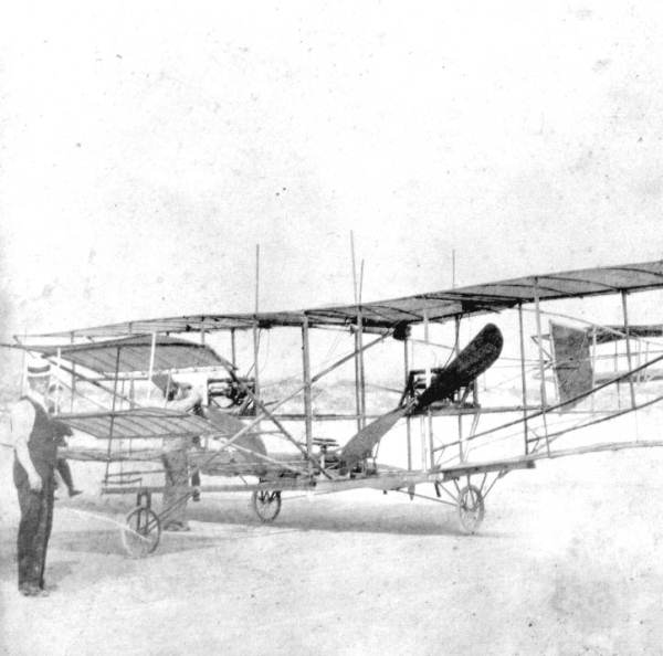 First twin-engine airplane, designed by Edwin Andrews of Chicago - Daytona Beach (1910).