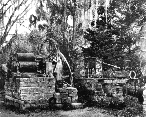 Ruins of the Dunlawton Sugar Plantation at Port Orange (circa 1920s).