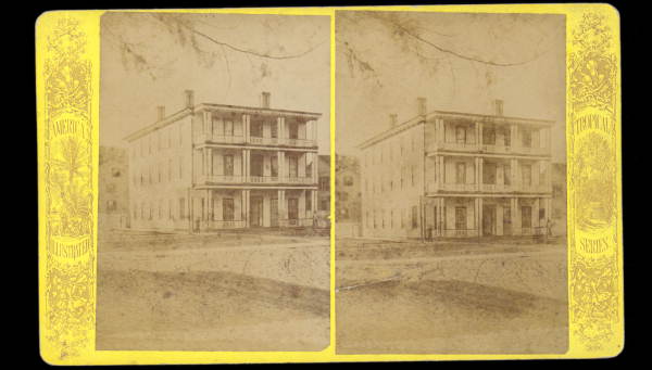 Stereograph of the original hotel at Magnolia Springs, near Green Cove Springs (circa 1870s).