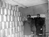 Frozen citrus concentrates in cold storage : Haines City, Florida