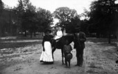 Winthrop children on horseback with the Merritts.