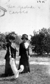 Mrs. Jaelide, Carrie and the cat - Tarpon Springs, Florida