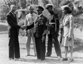 Administrator of Bethune-Cookman College with WWII vet and students